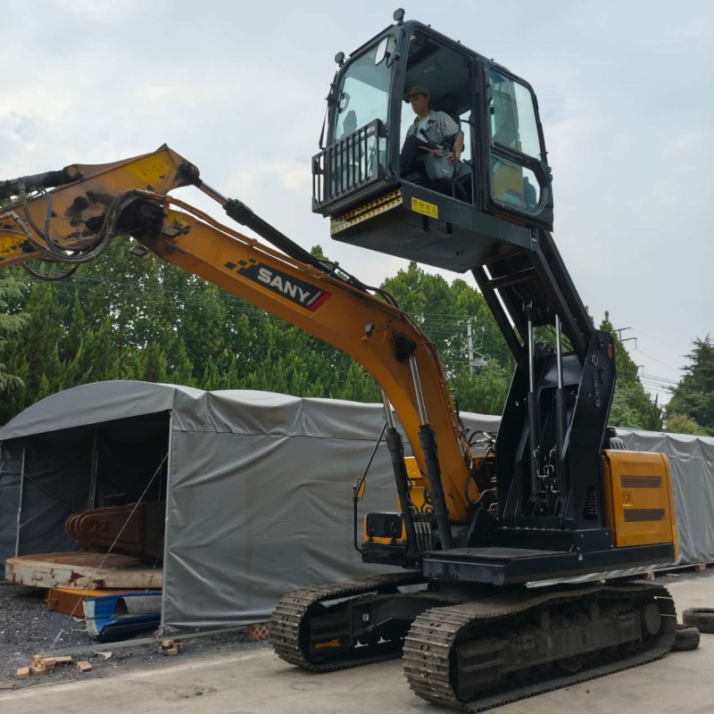 The excavator's lifting cab is an engineering innovation that liberates the operator from the traditional visual "cage".